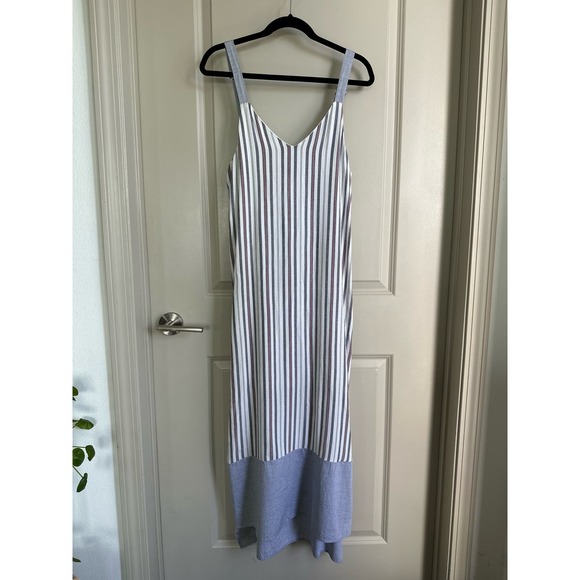 Doe & Rae Dresses & Skirts - Doe & Rae Beachy Stripe Sleeveless Maxi Dress Sz. Small